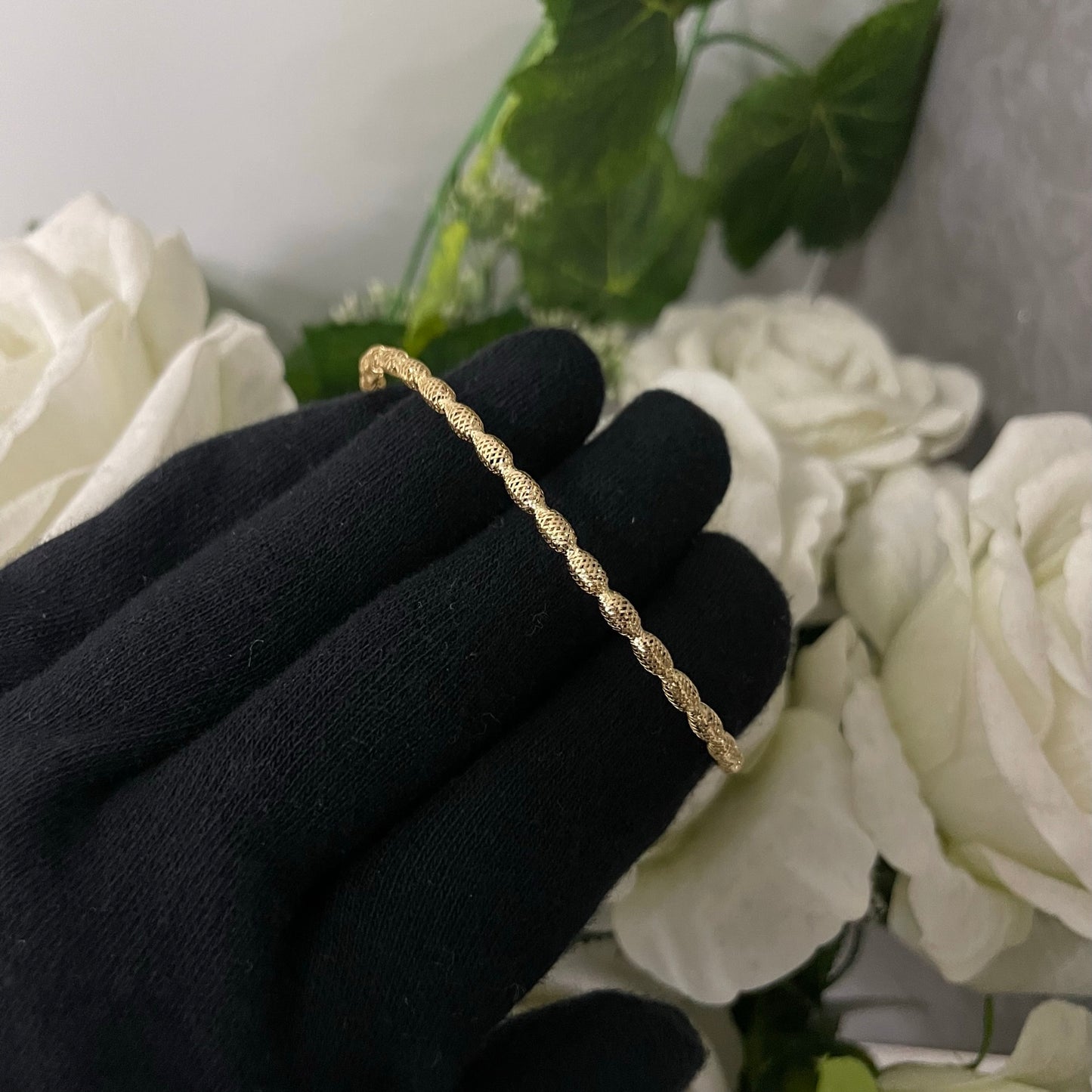 Bracciale elastico con nodi oro